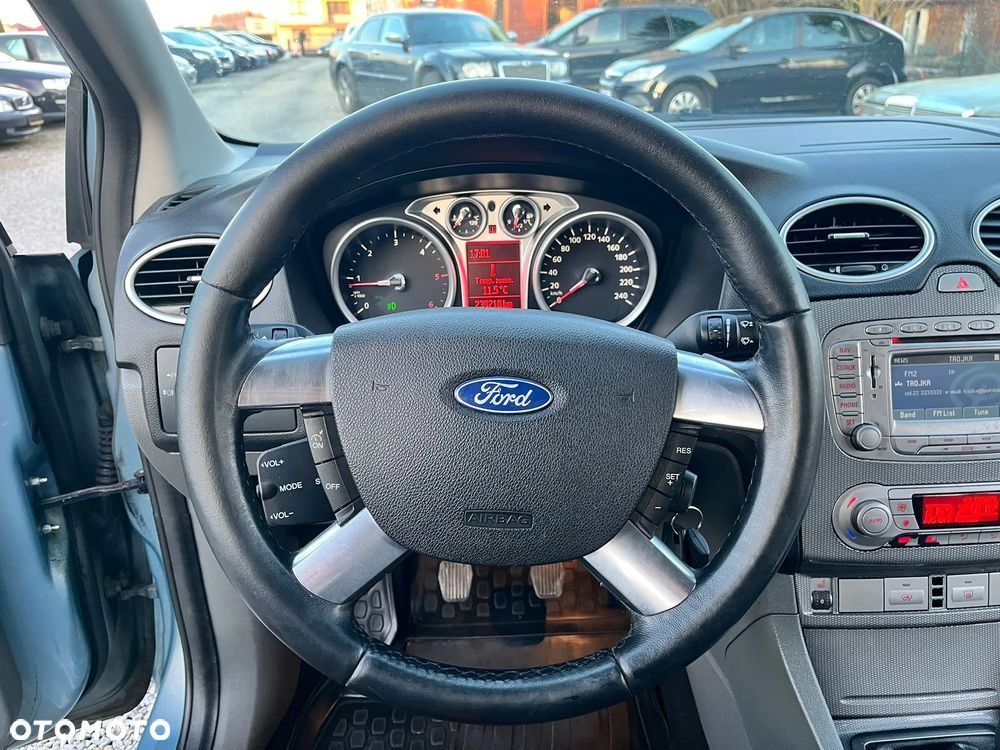 Ford Focus 1.6 TDCi DPF Titanium - 9