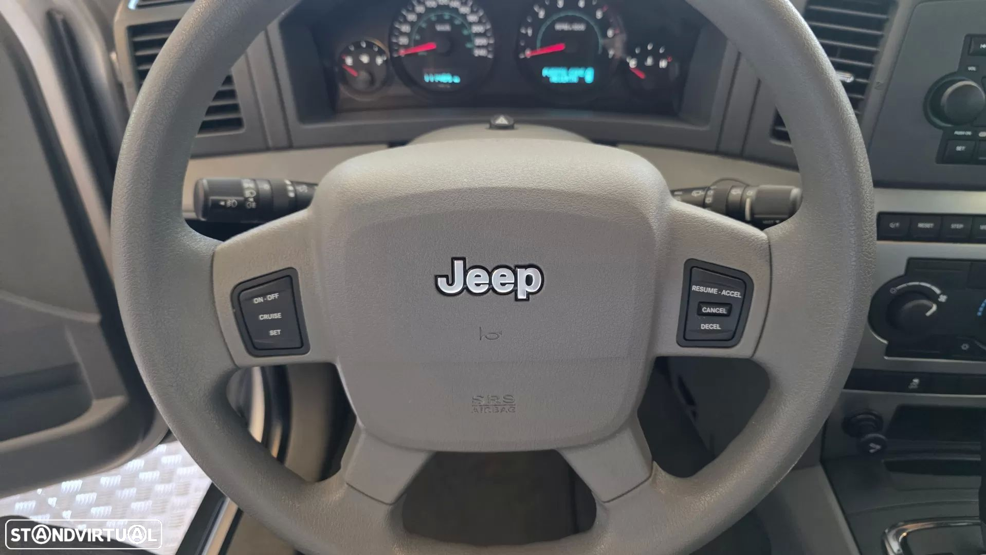 Jeep Grand Cherokee 3.0 CRD V6 Laredo - 32