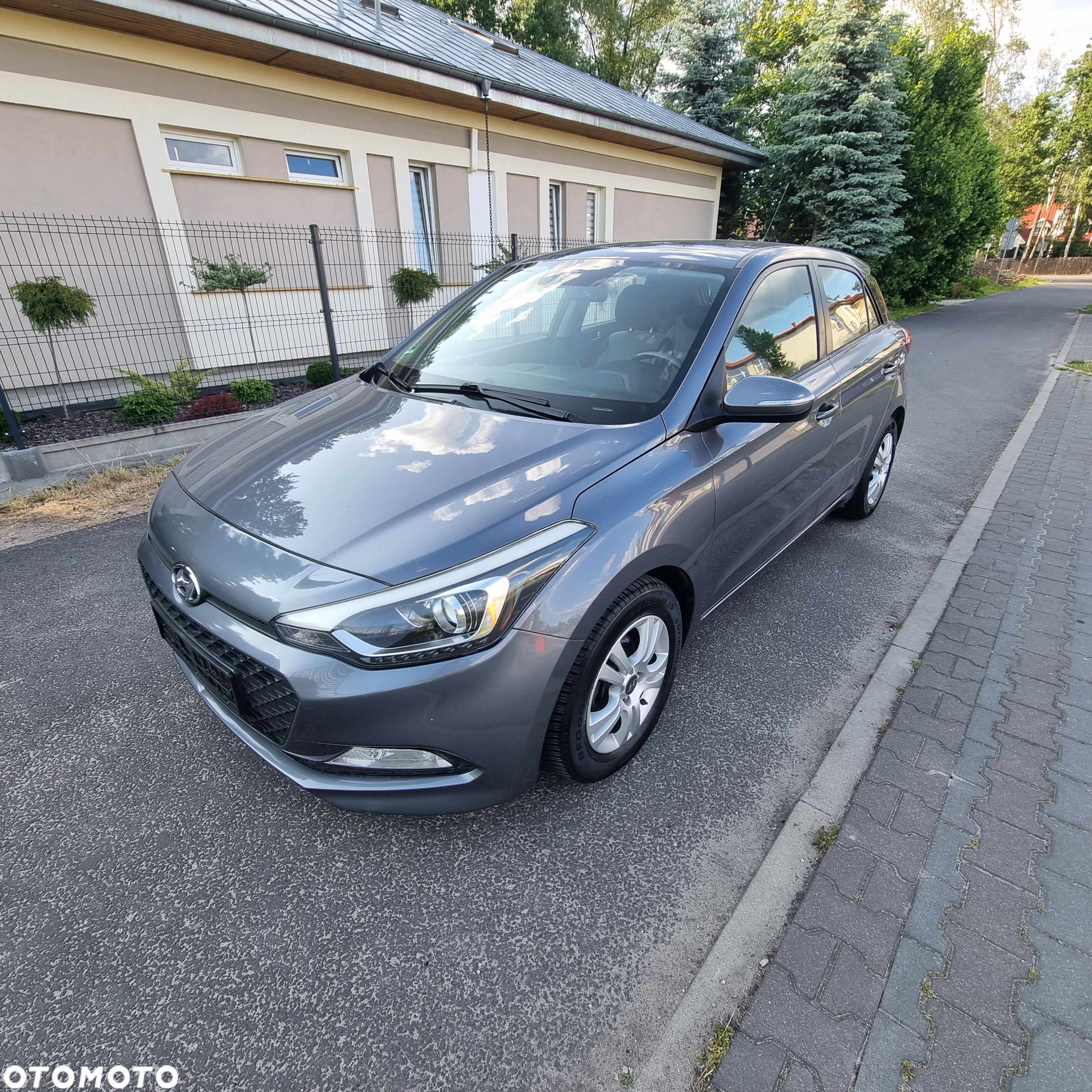 Hyundai i20 1.2 Elegant - 1