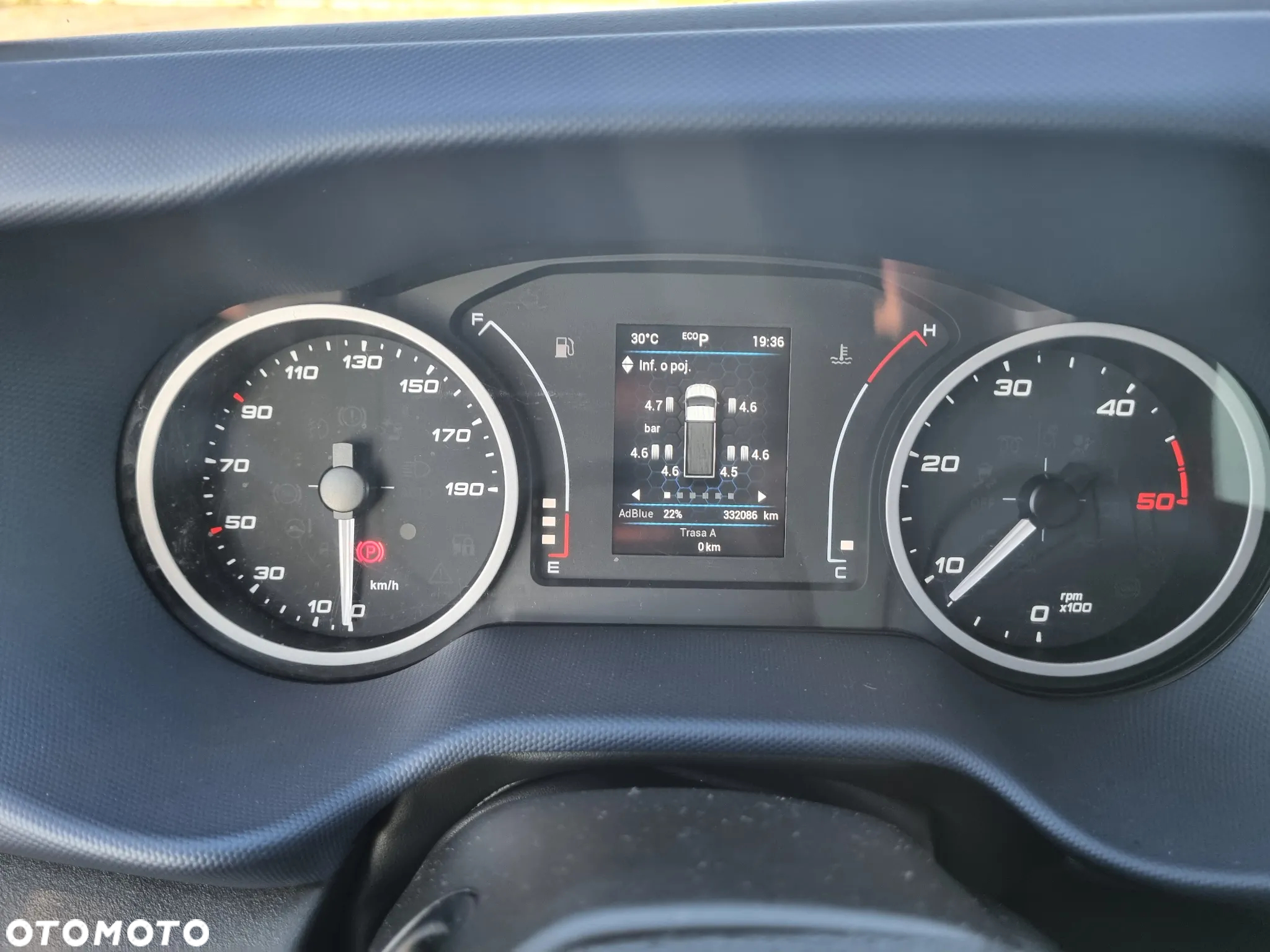 Iveco Daily 50-180 Hi-Matic Chłodnia 8-Palet -20/+20 Zasilanie Stacjonarne 230V Agregat ZANOTTI 350 / UNIKAT / - 13
