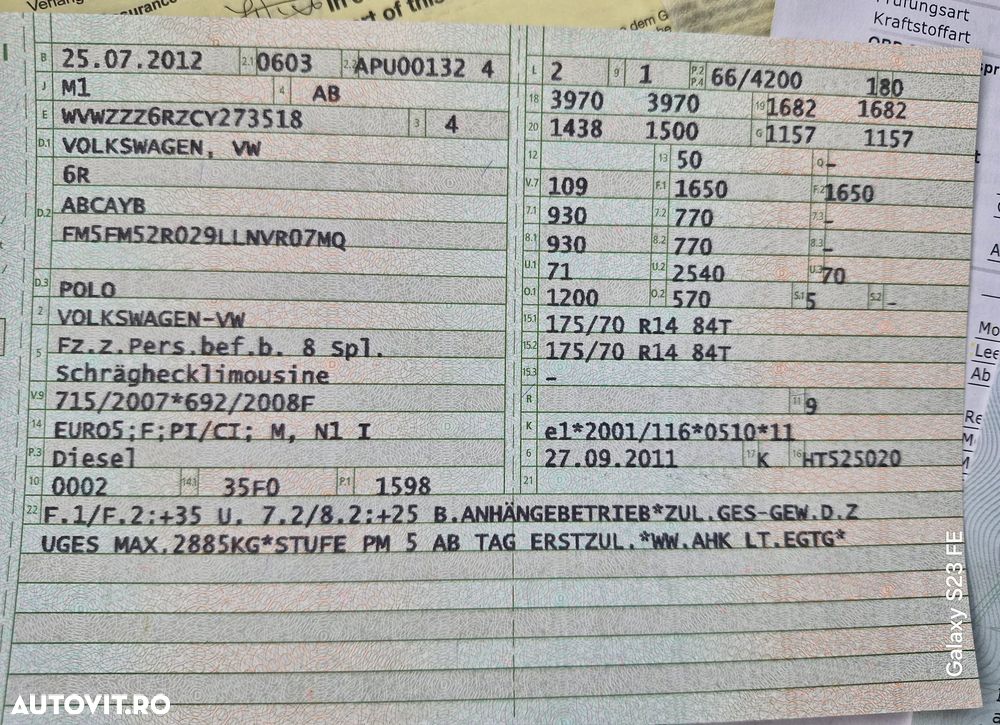 Volkswagen Polo 1.6 TDI Blue Motion Technology Comfortline - 12