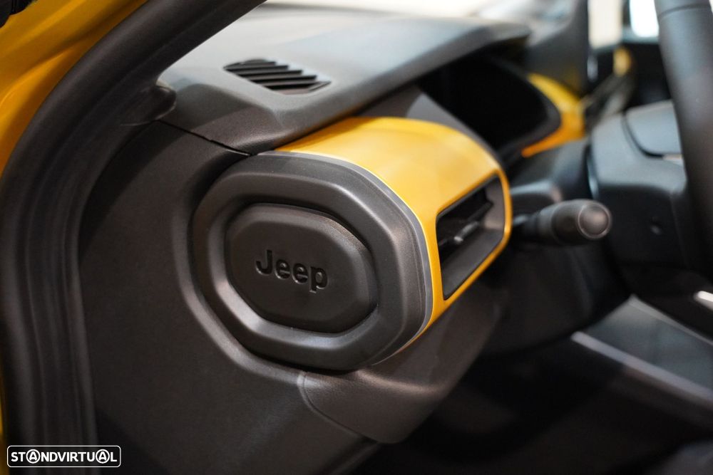 Jeep Avenger 54 kWh Summit - 27