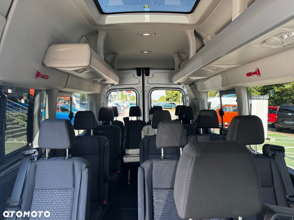 Ford Transit - 9