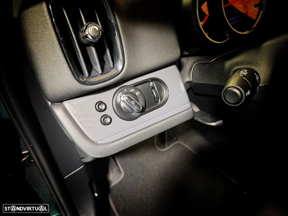 MINI Countryman Cooper D ALL4 Auto - 15