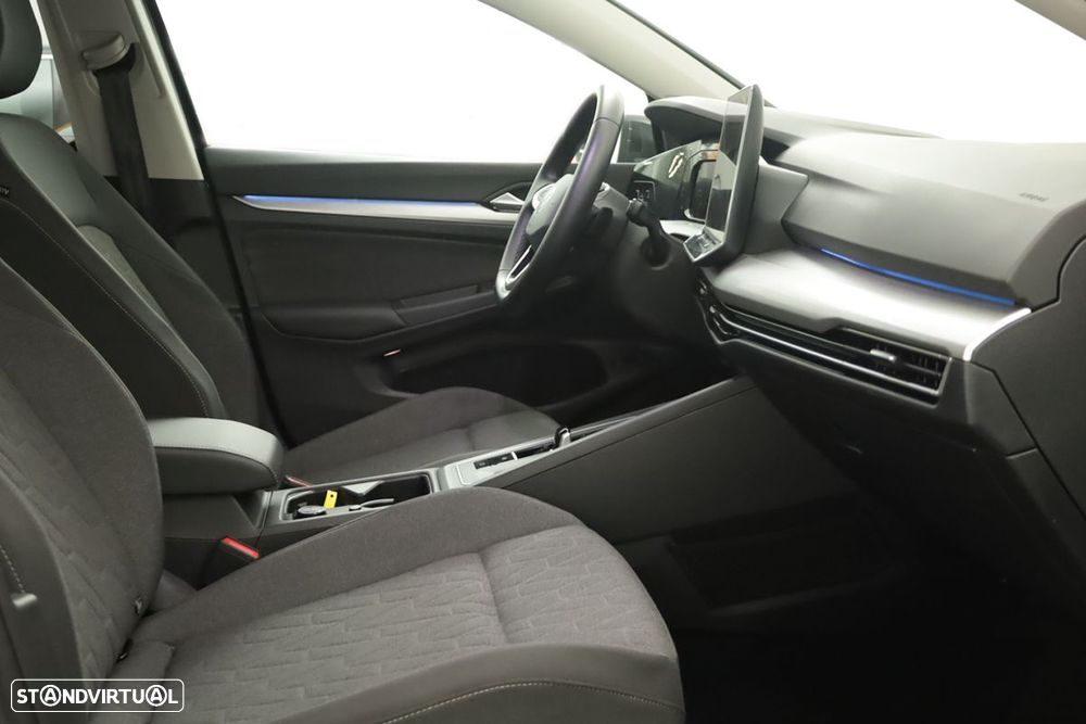VW Golf 1.5 TSI e-Hybrid Life DSG - 21
