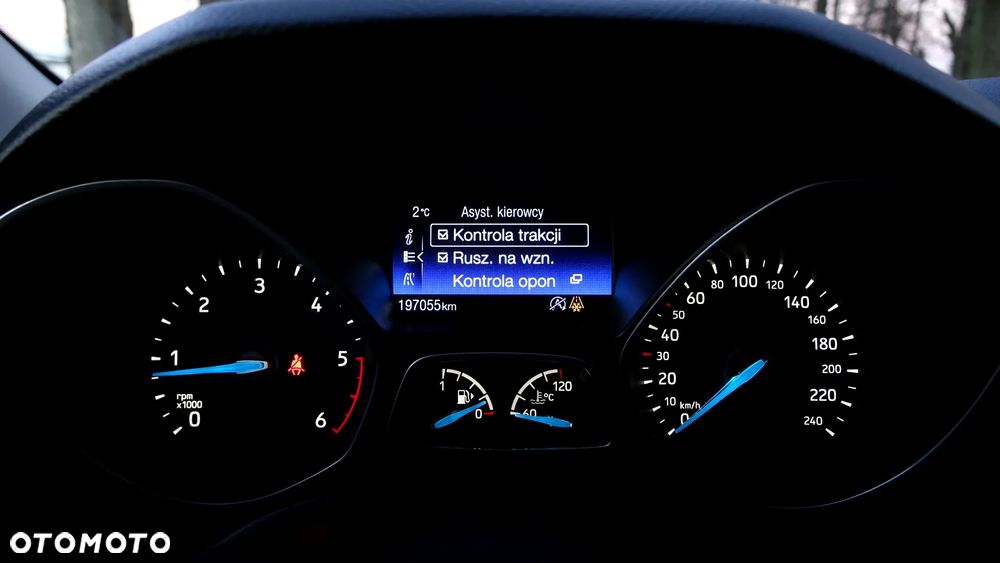 Ford Focus SW - 13