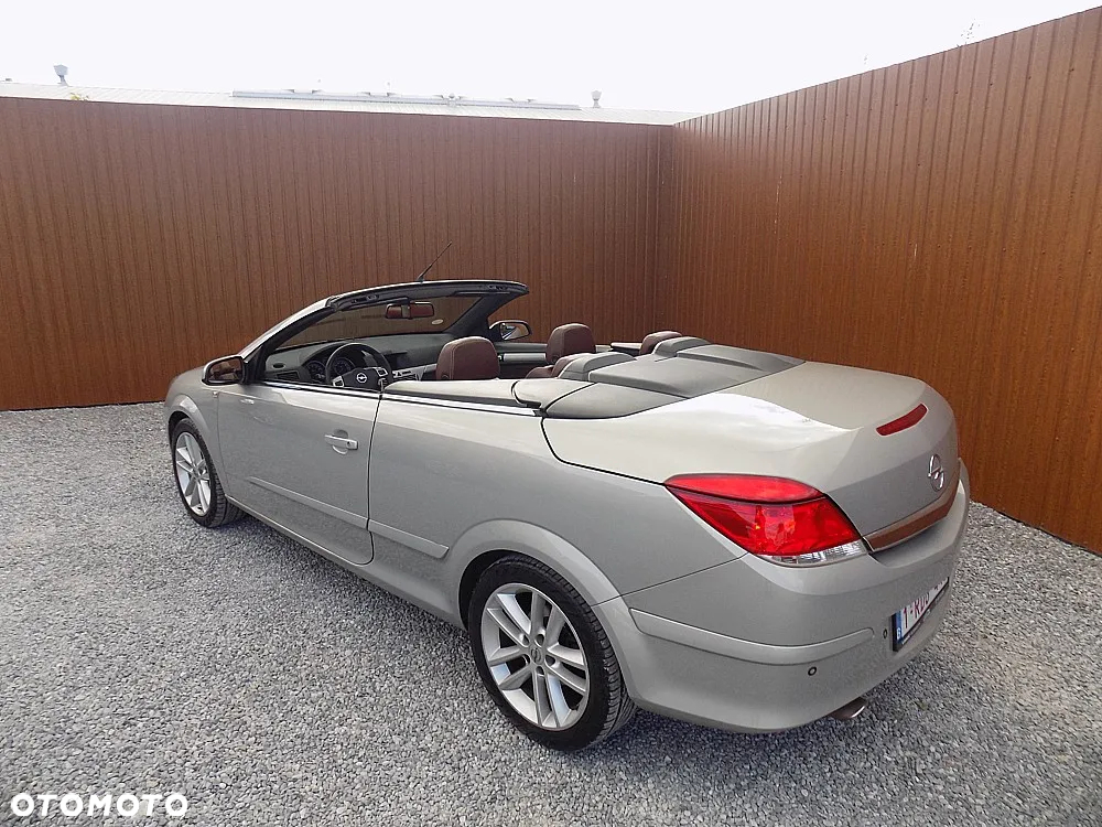 Opel Astra 1.6 Cosmo - 3