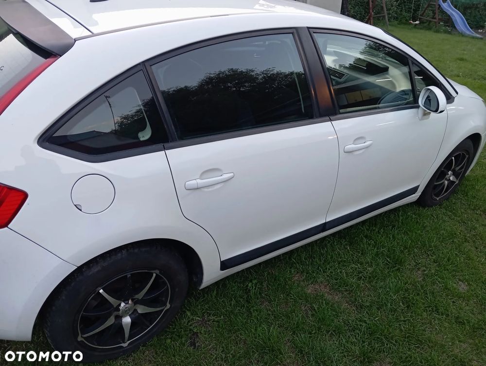 Citroën C4 1.4 16V Impress - 3