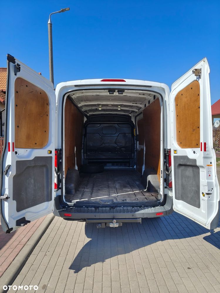 Ford Transit - 11