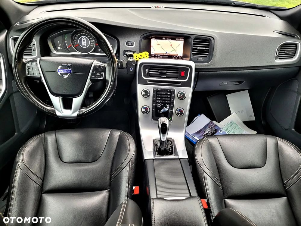 Volvo S60 2017 photo 2