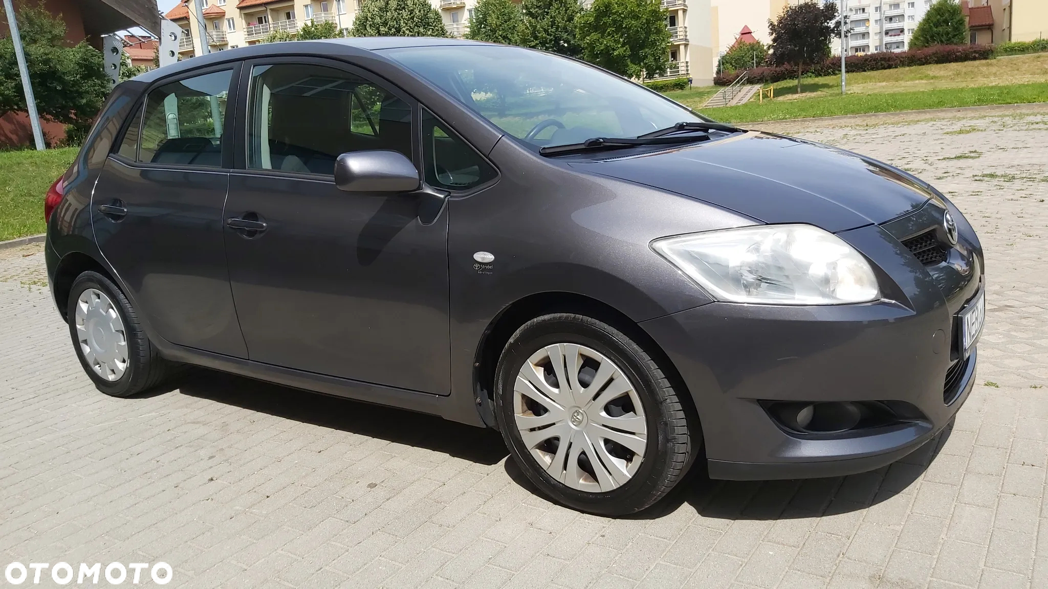 Toyota Auris 2.0 D-4D Executive - 7
