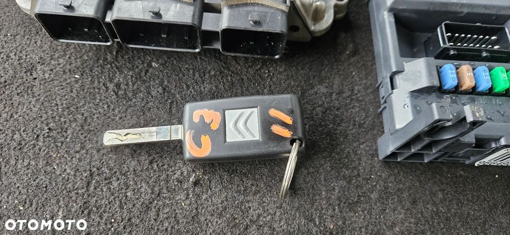 Zestaw startowy komputer 0281012523 BSI pilot Citroen C3 II 1,4 HDI - 4