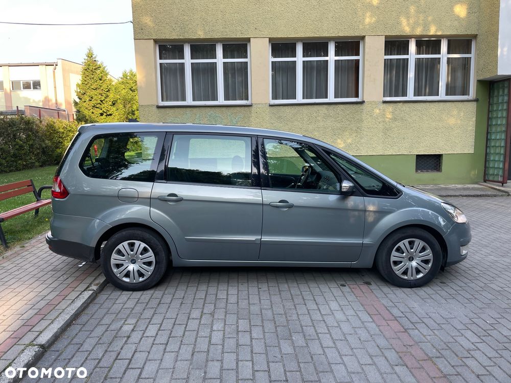 Ford Galaxy 2.0 TDCi Ambiente - 4