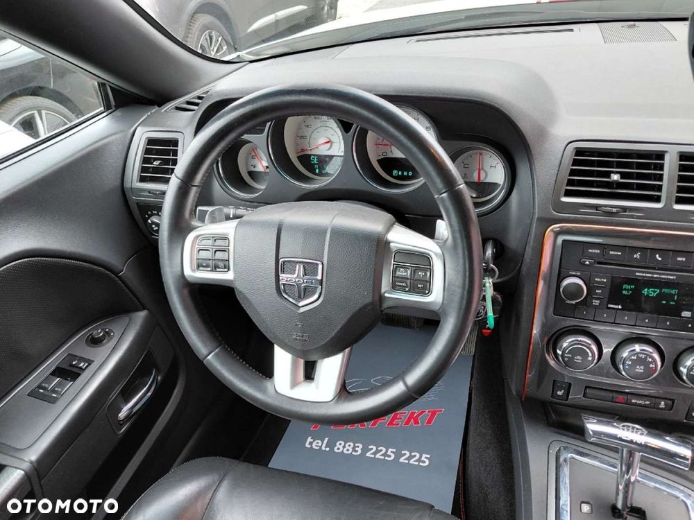 Dodge Challenger - 20