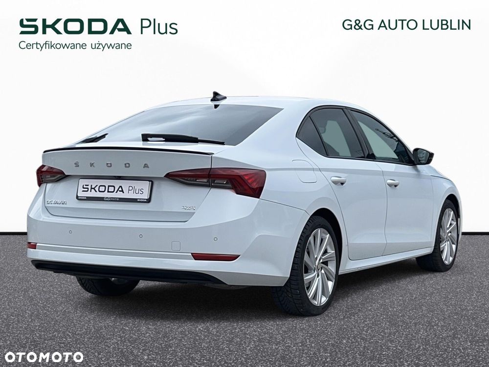 Skoda Octavia 2.0 TSI 4x4 Style DSG - 6