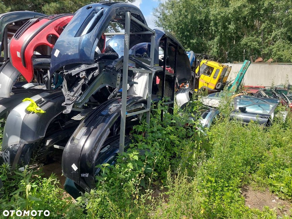 KOMPLETNY PRZÓD MASKA ZDERZAK BŁOTNIKI LAMPY PAS AUDI A3 8L LY7M - 19