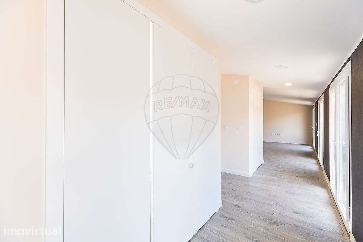 Apartamento T4 para venda - Grande imagem: 2/47