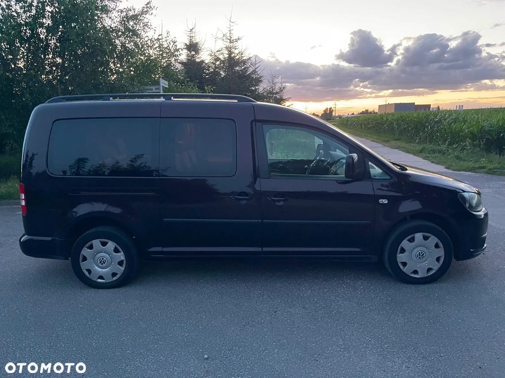 Volkswagen Caddy Maxi Comfortline BMT - 4