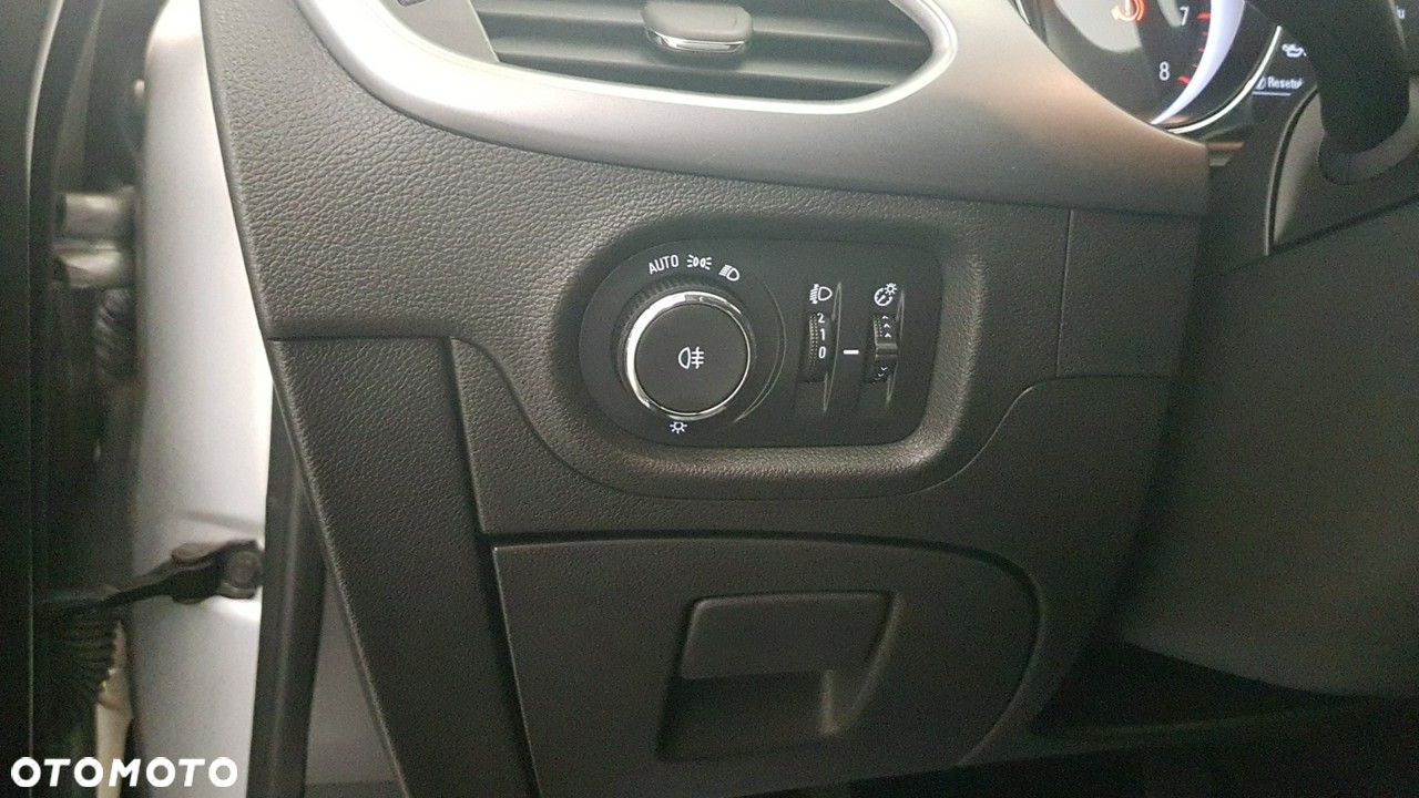Opel Astra - 32