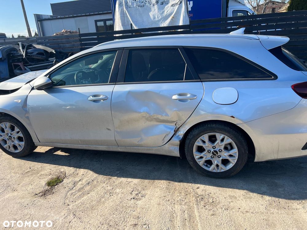 Kia Ceed - 6