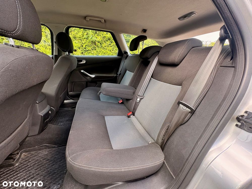 Ford Mondeo 1.8 TDCi Gold X - 5