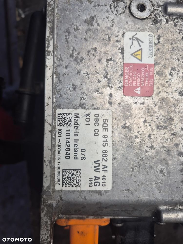 Ładowarka  hybrydy vw 5QE915682AF - 4