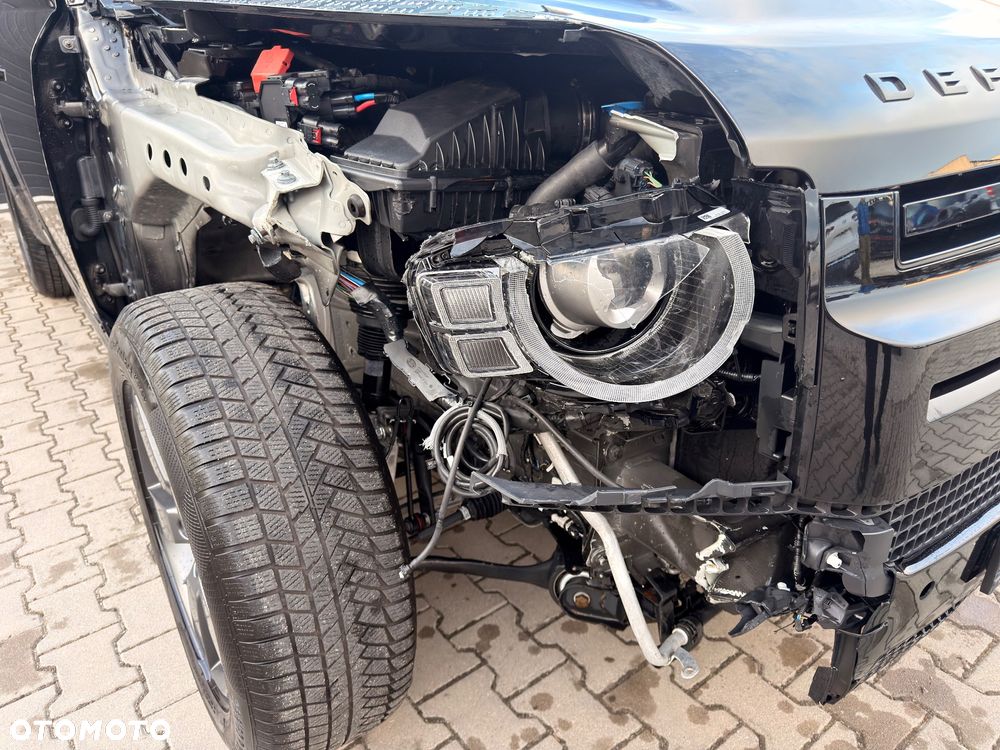 Land Rover Defender 110 P525 V8 - 4