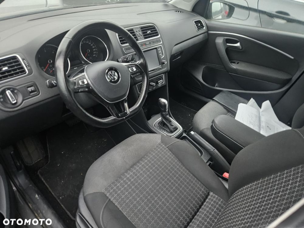 Volkswagen Polo 1.4 TDI (Blue Motion Technology) DSG Highline - 5