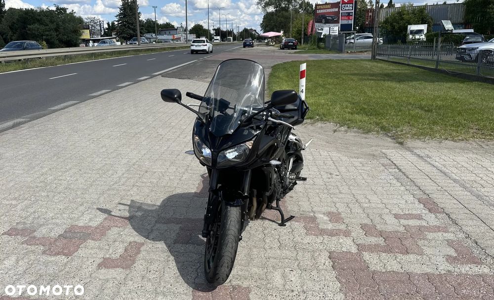Yamaha FZ - 6
