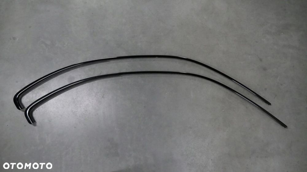 BMW E46 COUPE LISTWA KAROSERYJNA RAMY BOCZNEJ LEWA CZARNY POŁYSK 7030845 - 1
