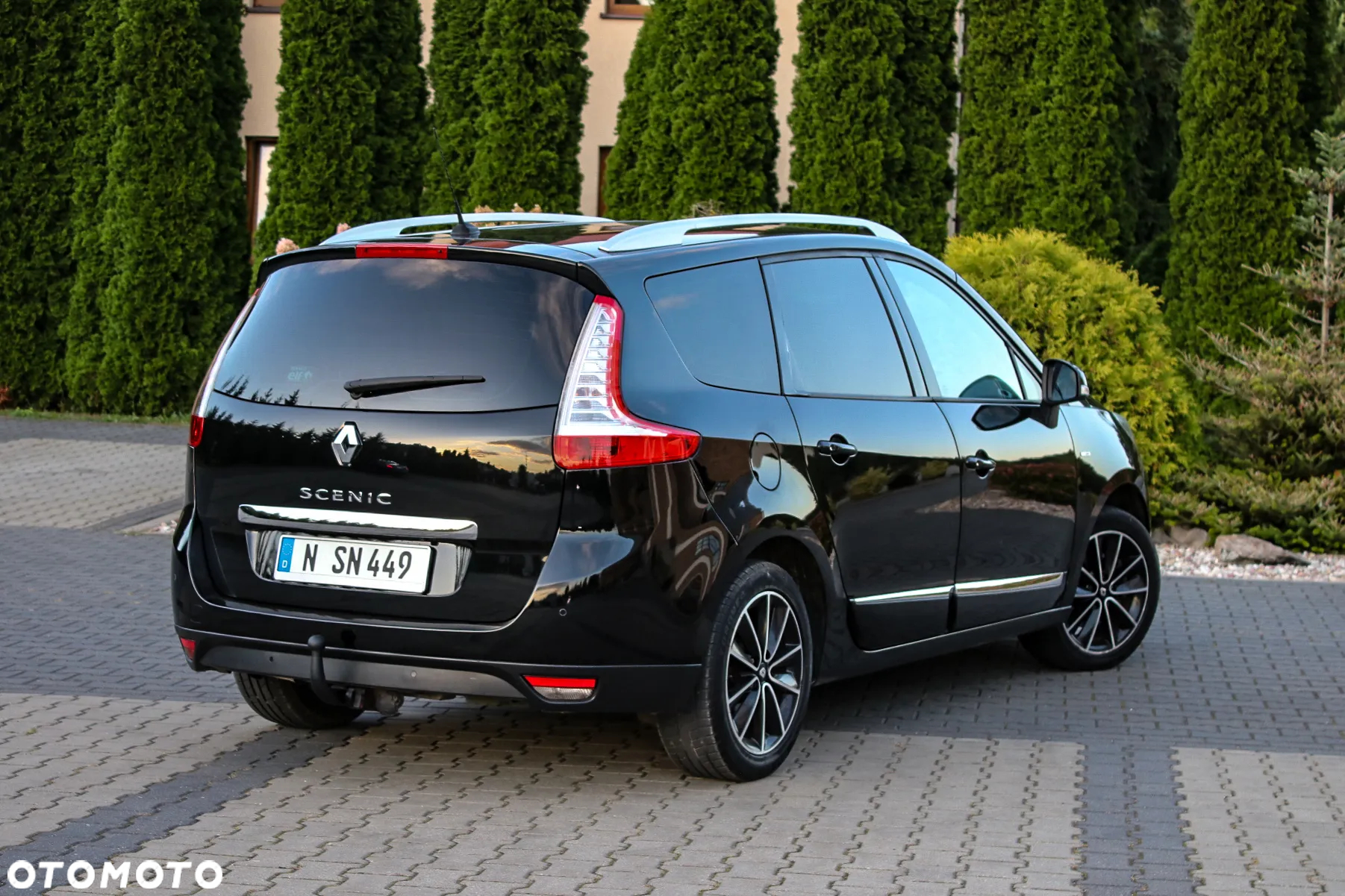 Renault Grand Scenic ENERGY TCe 115 Bose Edition - 14