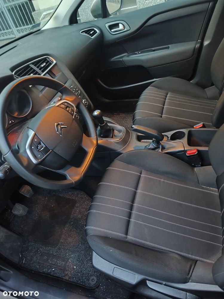 Citroën C4 PureTech 110 Live - 6