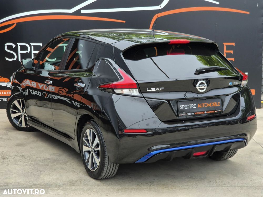 Nissan LEAF 40 kWh N-Connecta - 6