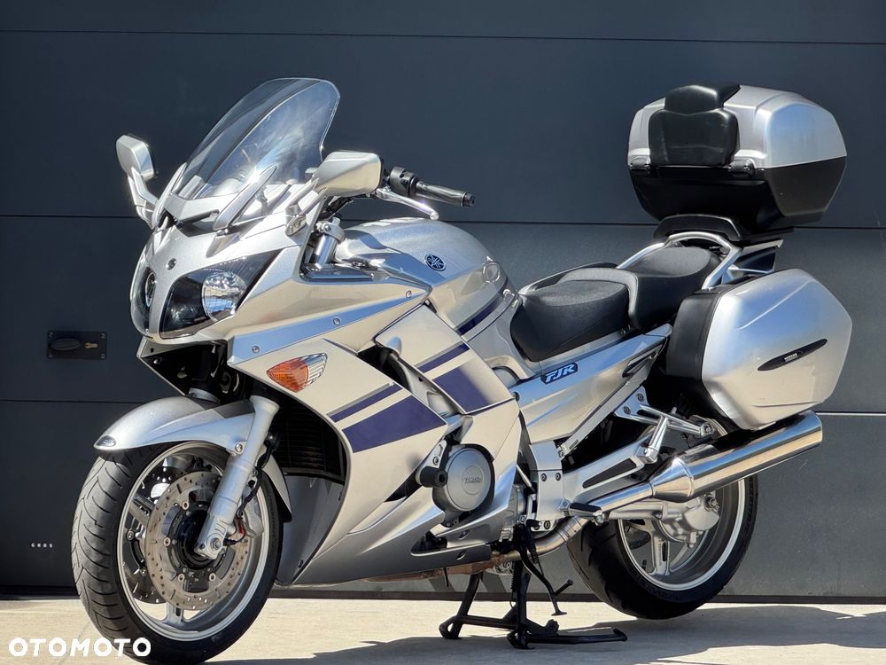 Yamaha FJR - 27