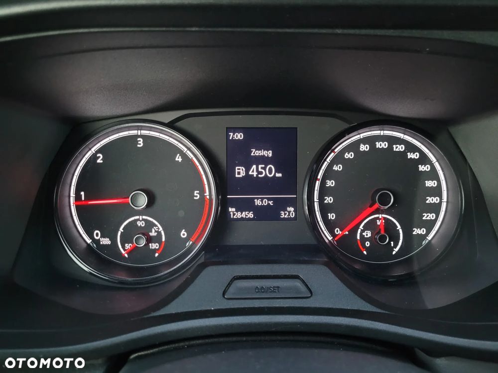 Volkswagen Transporter T6.1 - 11