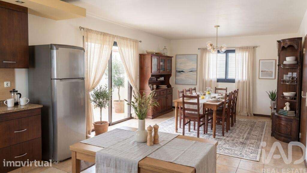 Casa / Villa T3 em Lajes do Pico de 180,56 m2 - Grande imagem: 3/24