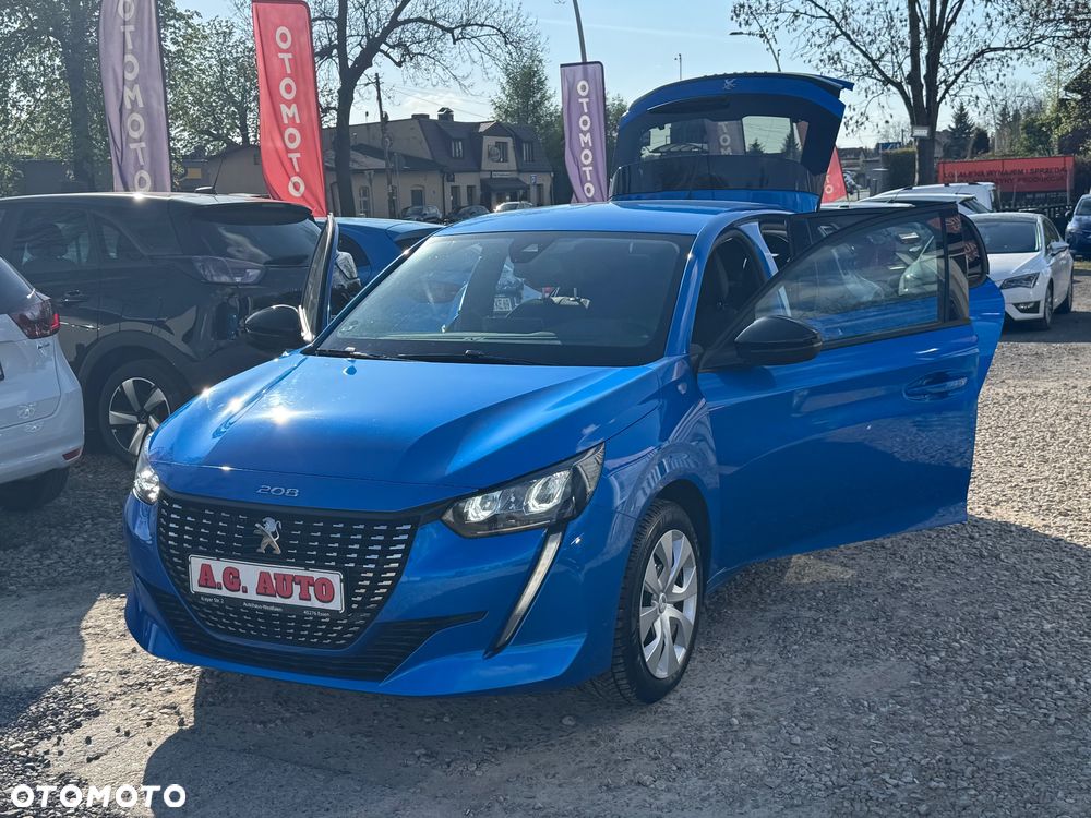 Peugeot 208 - 15