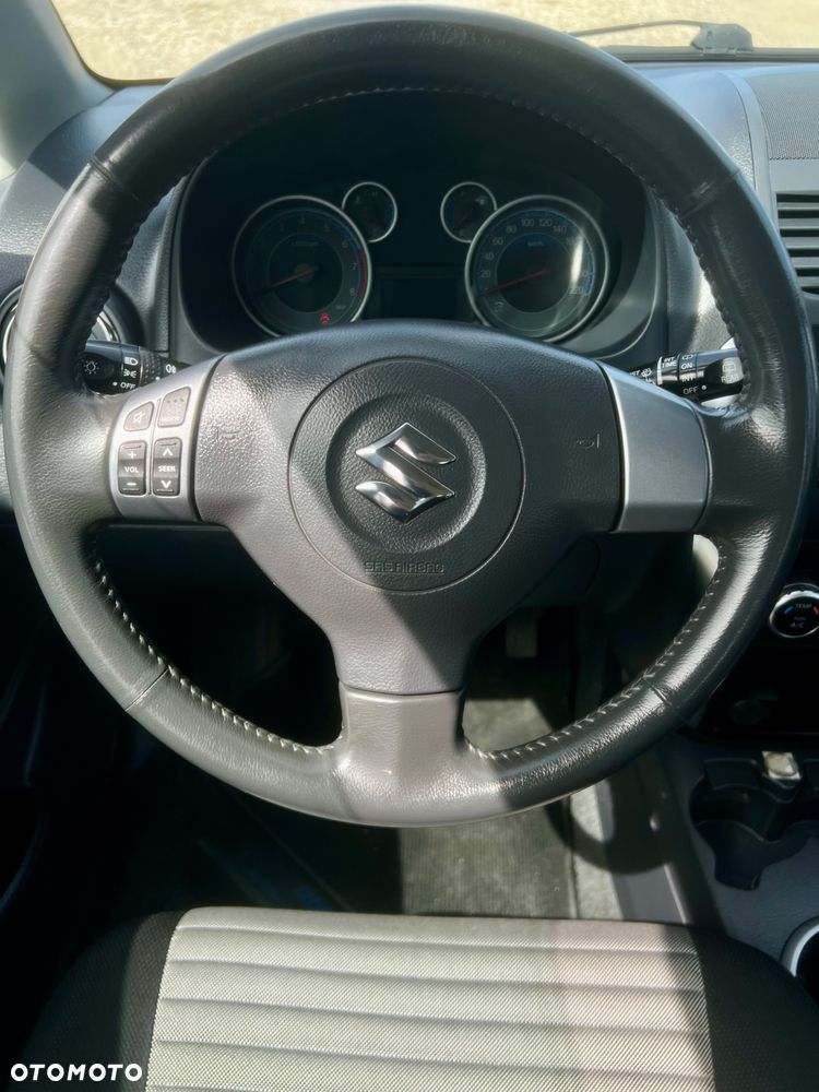 Suzuki SX4 1.6 VVT 4x2 Comfort - 19