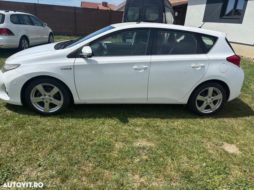 Toyota Auris - 14