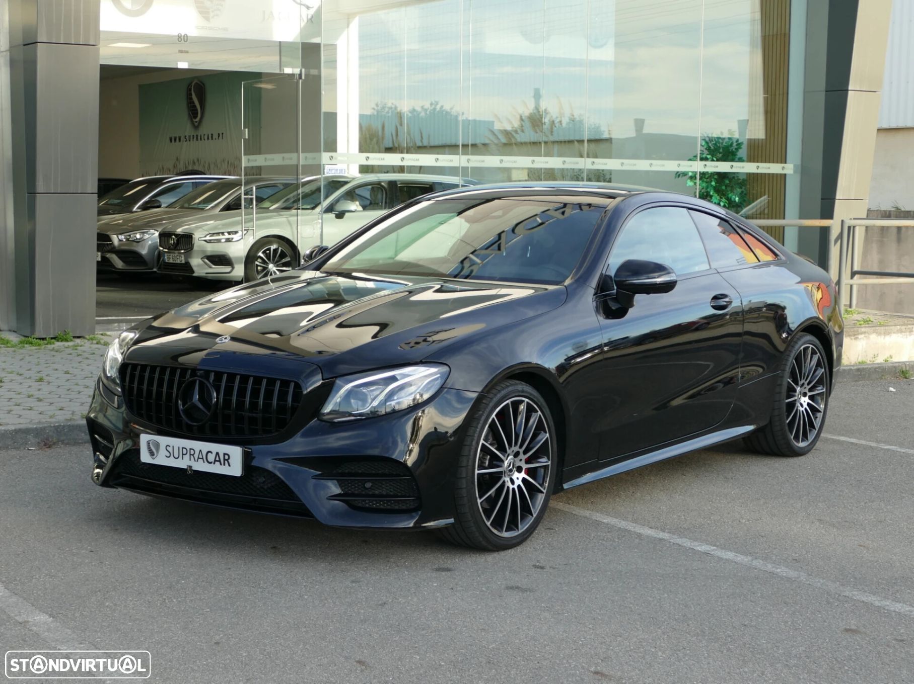 Mercedes-Benz E 220 d AMG Line - 1