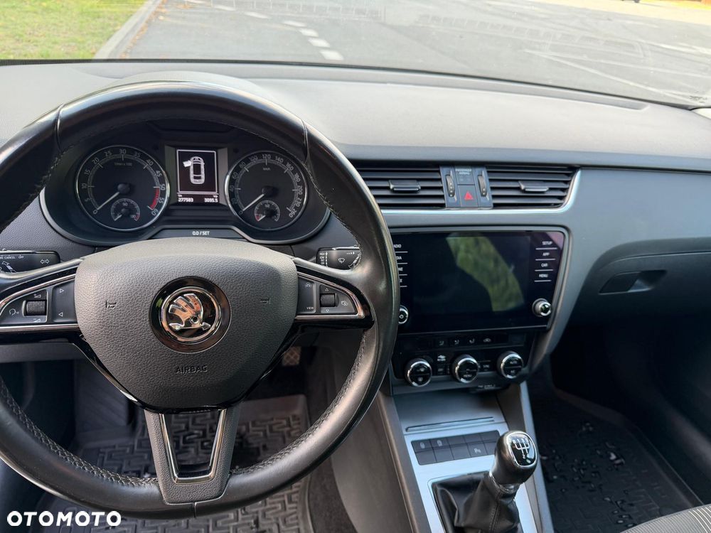 Skoda Octavia 1.6 TDI Ambition - 12