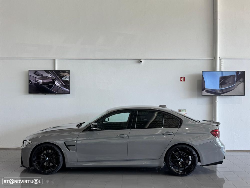 BMW 335 i Auto Pack M - 9