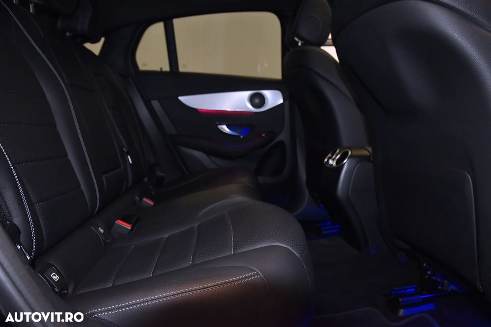 Mercedes-Benz GLC Coupe 300 d 4MATIC - 12