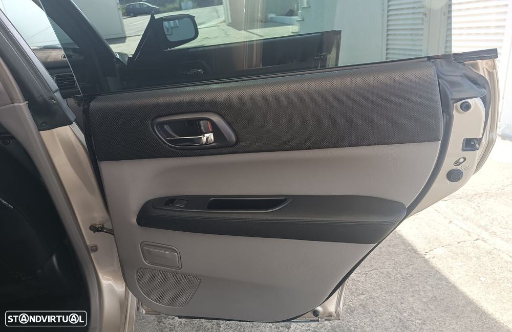 Subaru Forester 2.0 T XT - 15