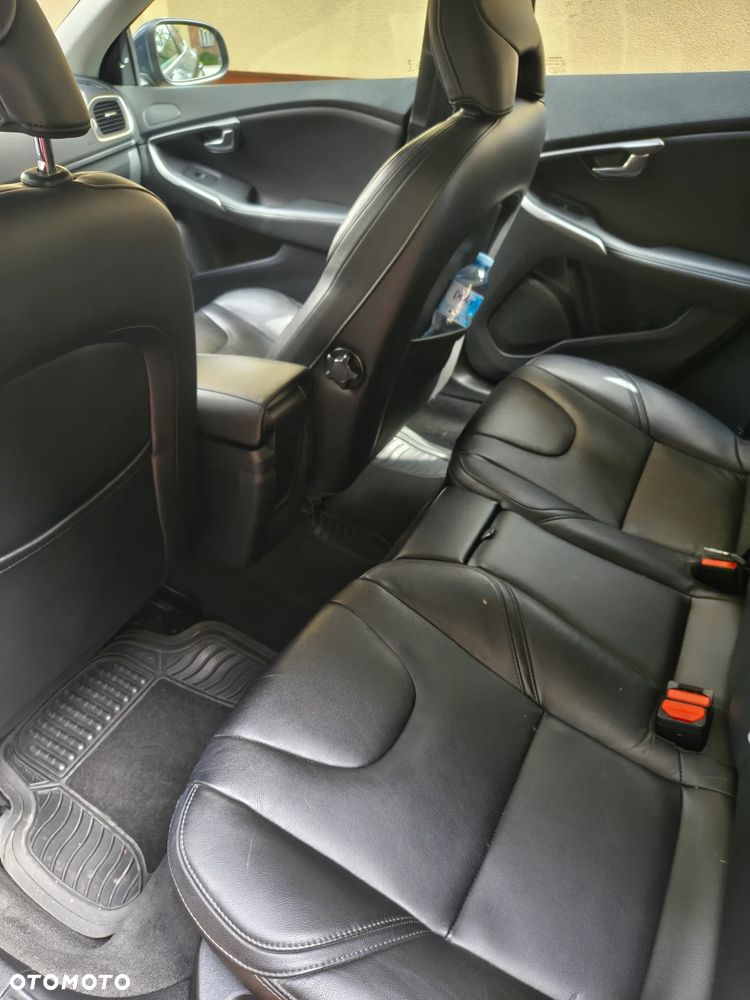 Volvo V40 - 9