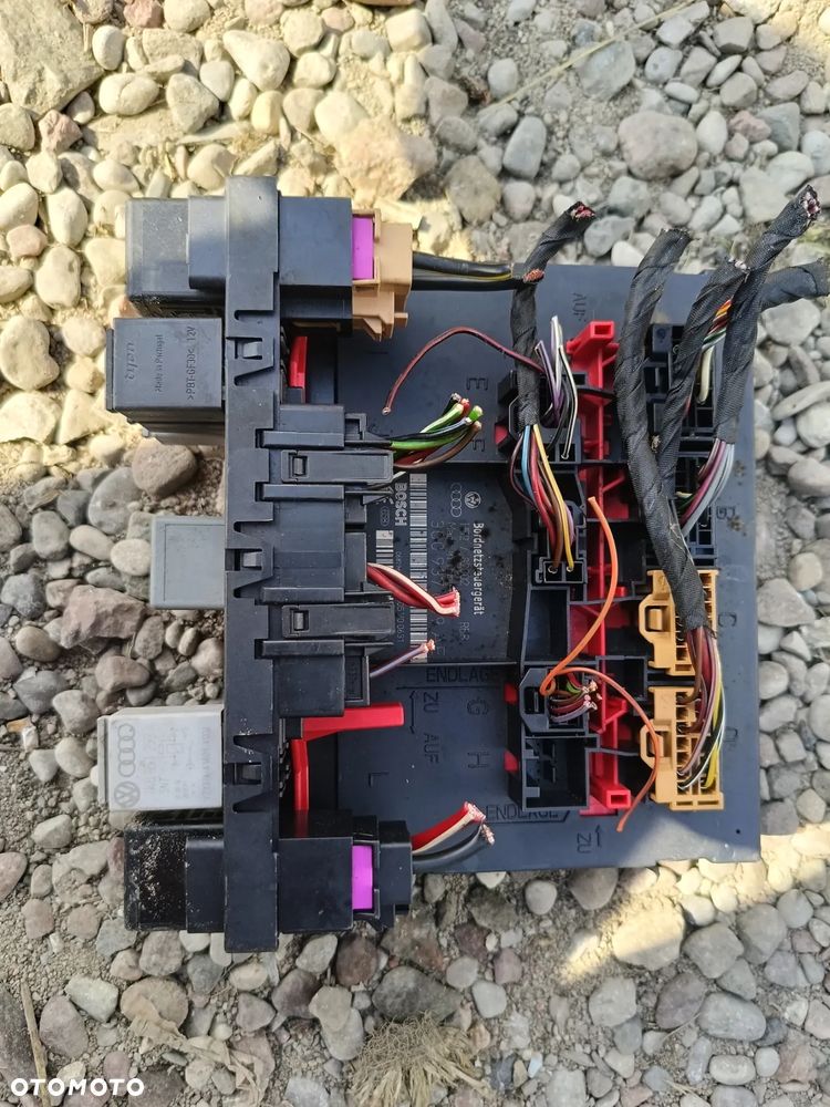 MODUŁ STEROWNIK BORDNETZ 3C0937049AE VOLKSWAGEN GOLF V TOURAN PASSAT B6 SEAT TOLEDO III SKODA OCTAVIA II AUDI A3 8P - 1