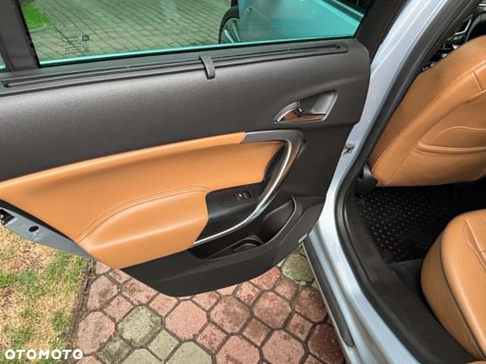 Opel Insignia 2.0 CDTI Active - 12