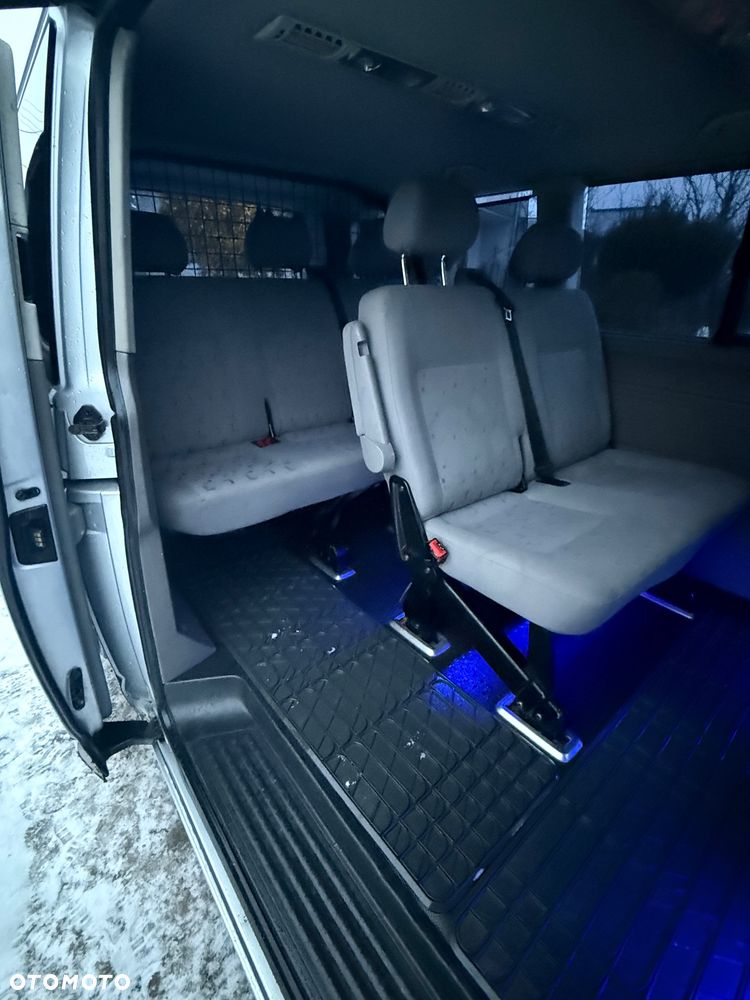 Volkswagen Caravelle L2 - 24