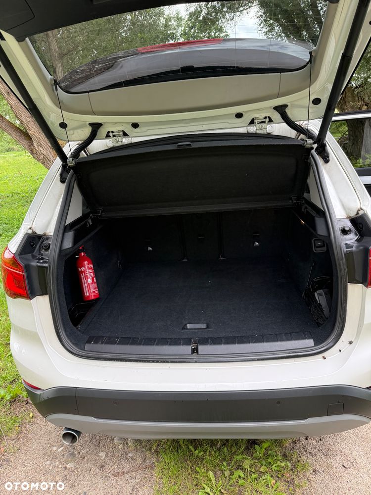 BMW X1 sDrive16d - 6