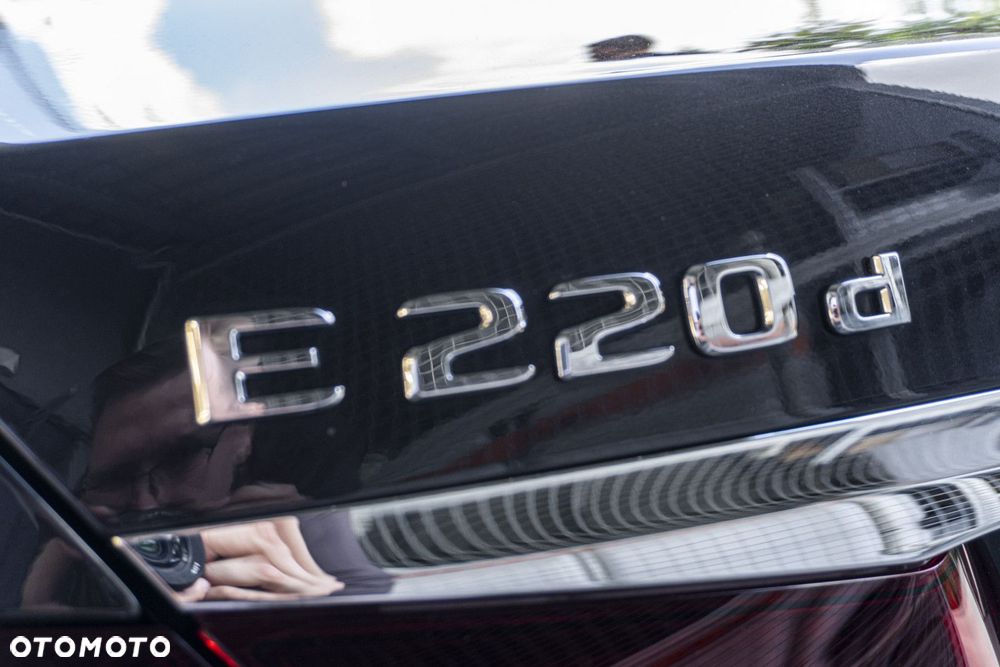 Mercedes-Benz Klasa E - 28